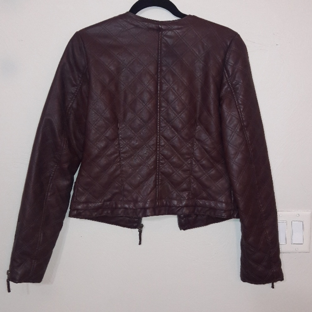 Maroon Jacket - Picture 4 of 5